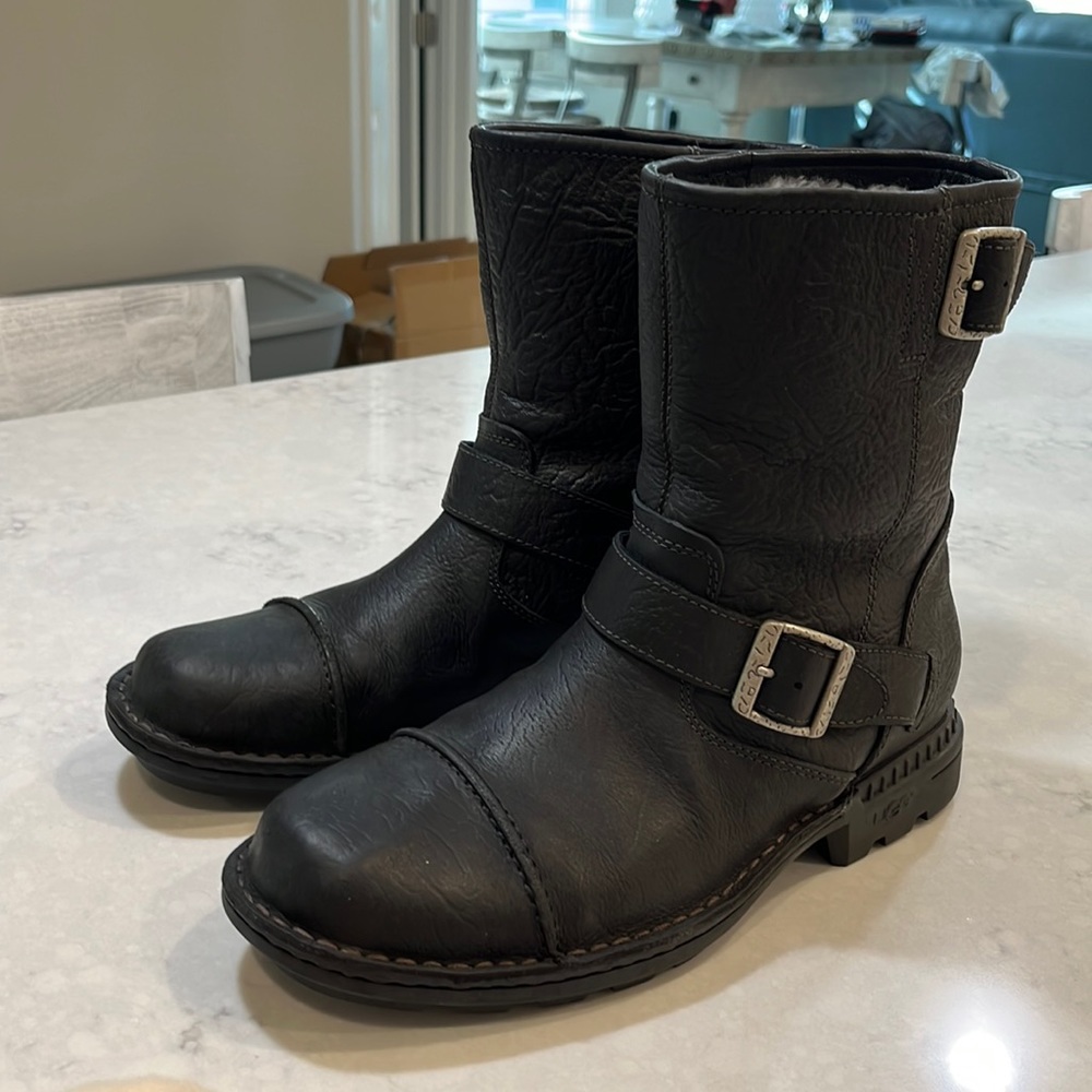 Brand New! Ugg Rockville II Boots